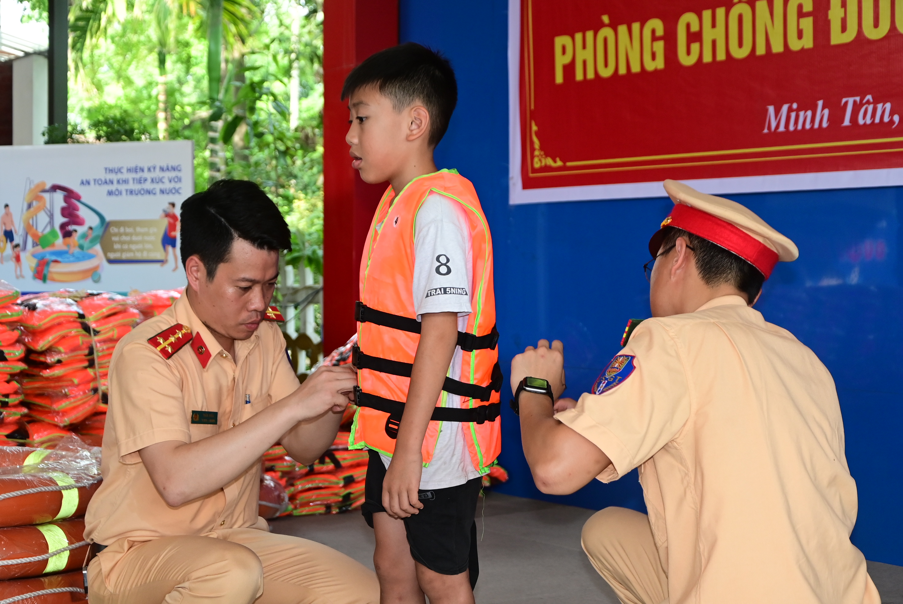 Duy trì trật tự an toàn giao thông trên các tuyến đường thủy nội địa